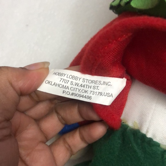 Hobby Lobby Elf - Picture 12 of 12